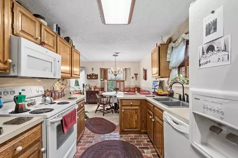 203 Juniper Dr, Arlington, TX 76018 photo 25