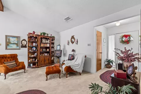 203 Juniper Dr, Arlington, TX 76018 photo 11