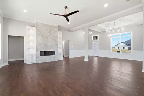Living - 247 Wild Rye Rd, Abilene, TX 79606 photo 2 of 9