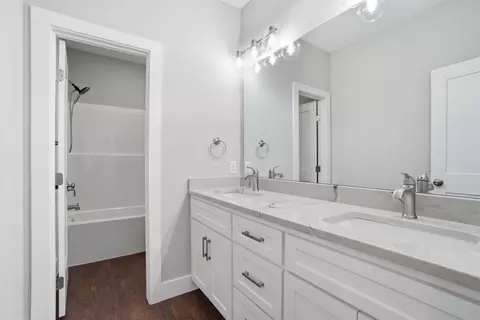 Bath - 247 Wild Rye Rd, Abilene, TX 79606 photo 4 of 4