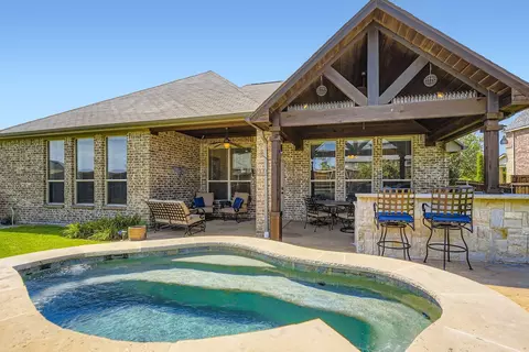 1520 Fallingwater Trl, Haslet, TX 76052