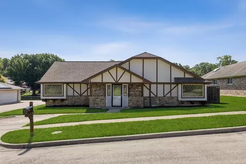 1610 Merrimac Trl, Garland, TX 75043