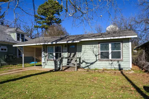 1023 W Bullock St, Denison, TX 75020