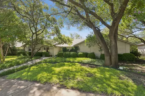 10564 Cox Ln, Dallas, TX 75229