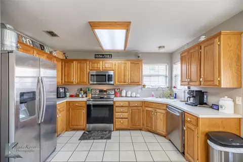 Kitchen - 3858 Trinity Ln, Abilene, TX 79602 photo 2 of 3