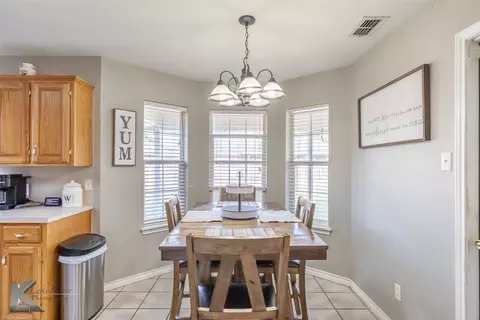 Dining - 3858 Trinity Ln, Abilene, TX 79602 photo 1 of 1