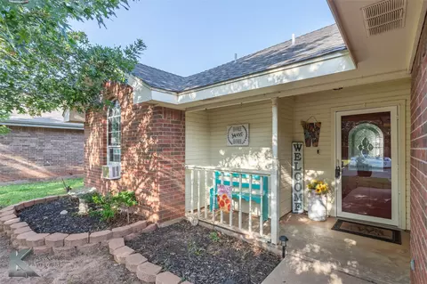 Exterior - 3858 Trinity Ln, Abilene, TX 79602 photo 3 of 5
