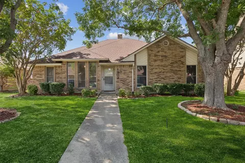 1902 Vera Cruz Dr, Carrollton, TX 75010