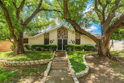 1602 Juneau St, Grand Prairie, TX 75050
