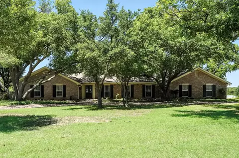 2102 Shoreline Dr, Abilene, TX 79602