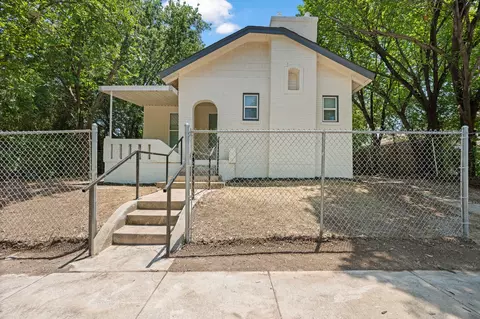 948 Irma St, Fort Worth, TX 76104