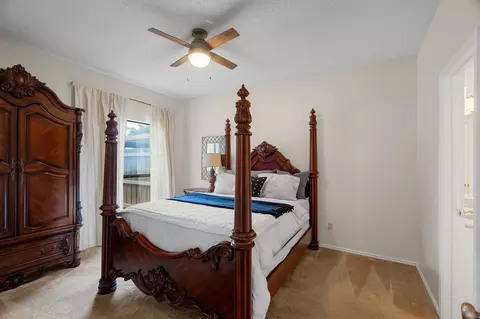 Bedroom - 709 Normandy Dr, Euless, TX 76039 photo 1 of 4