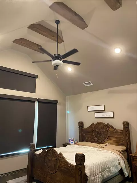 Bedroom - 667 Comanche Lake Rd, Comanche, TX 76442 photo 3 of 3