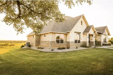 Exterior - 667 Comanche Lake Rd, Comanche, TX 76442 photo 3 of 5