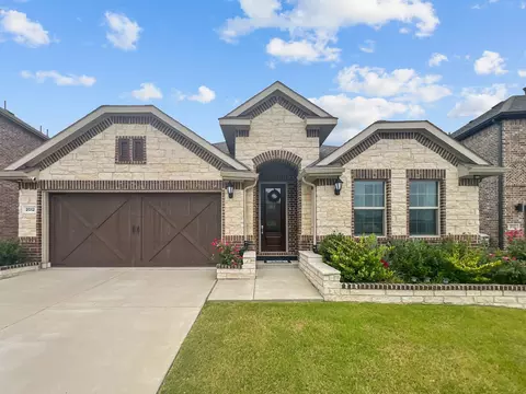 2012 Hollowcreek Trl, Carrollton, TX 75010