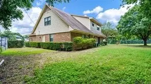 203 Harrington Cir, Duncanville, TX 75116