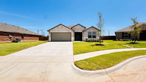 404 Marsh St, Cleburne, TX 76033