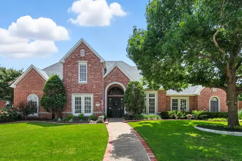 709 Castle Creek Dr, Coppell, TX 75019