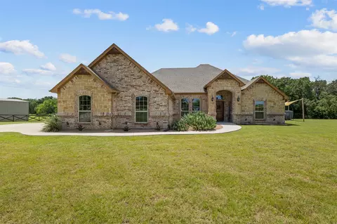 2399 J E Woody Rd, Springtown, TX 76082