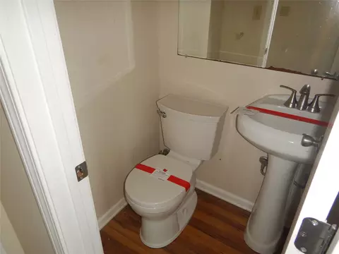 Bath - 196 Meadowview Ln, Gloster, LA 71030 photo 1 of 5