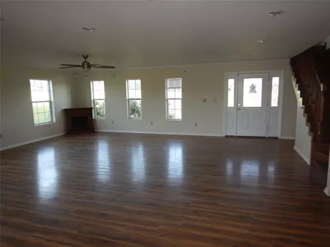 Living - 196 Meadowview Ln, Gloster, LA 71030 photo 1 of 1