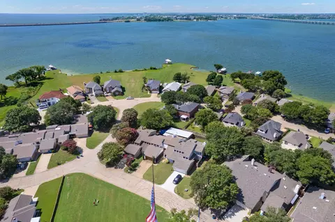 2109 La Costa Dr, Rowlett, TX 75088