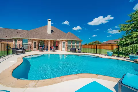 2577 W Alamosa Dr, Terrell, TX 75160