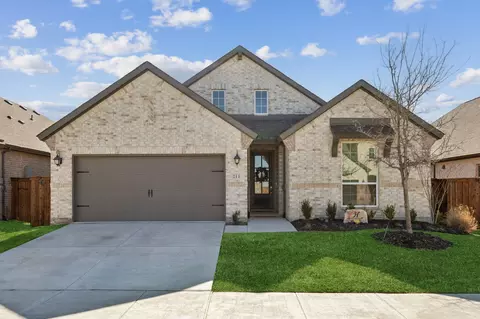 211 Buffalo Blvd, Rhome, TX 76078