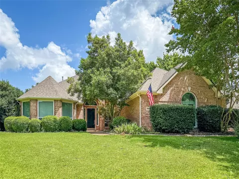 920 Midland Creek Dr, Southlake, TX 76092