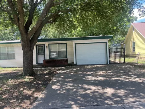 5756 S 6th Ave, Fort Worth, TX 76134