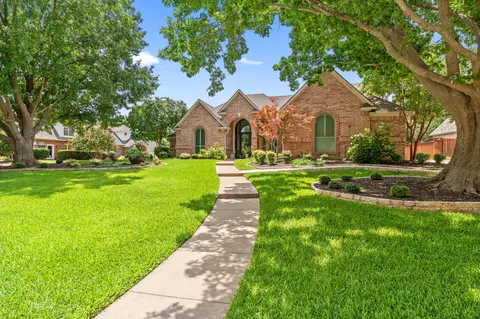 1404 Pecos Dr, Southlake, TX 76092