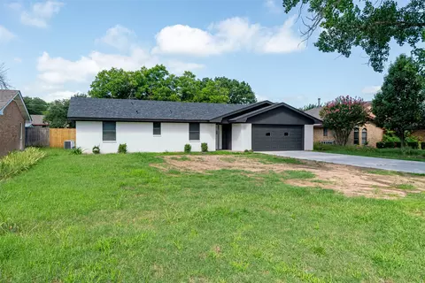 1356 N Dale Ave, Stephenville, TX 76401