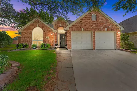 6432 Stone Creek Ter, Fort Worth, TX 76137
