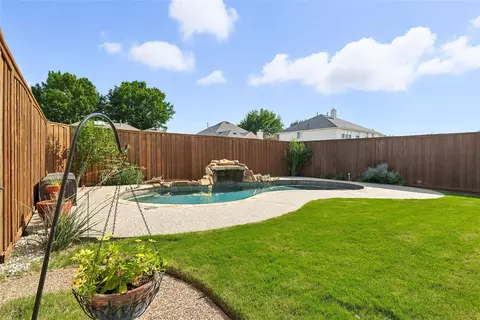 9805 Adolphus Dr, Frisco, TX 75035