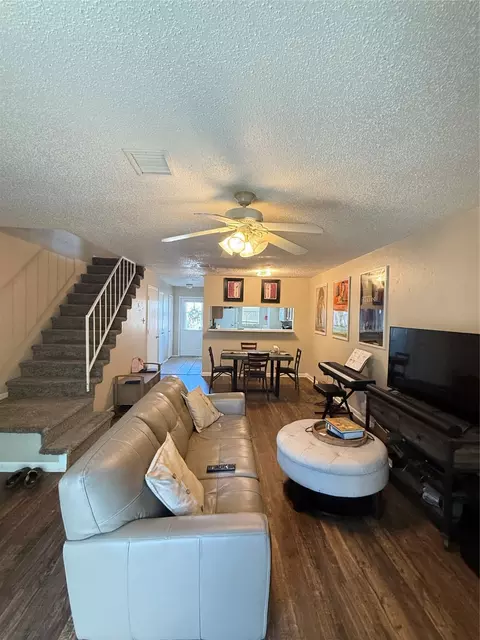 66 Abbey Rd, Euless, TX 76039 photo 6