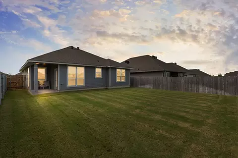 Exterior - 11409 Solar St, Lorena, TX 76655 photo 7 of 9