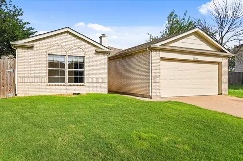3108 Pinehurst Ct, Denton, TX 76210