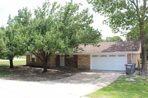 1200 N 6th St, Princeton, TX 75407