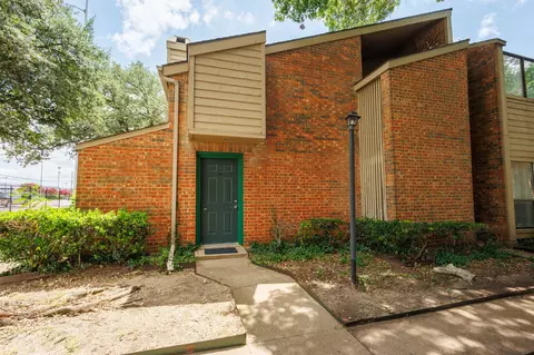 9254 Forest Ln #105, Dallas, TX 75243