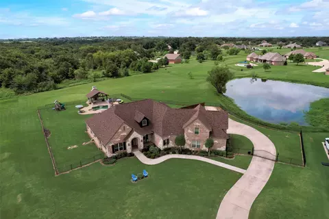 3132 Greenwood Cir, Kaufman, TX 75142