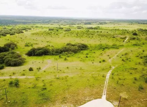 109 Comanche Hls, Comanche, TX 76442 photo 4