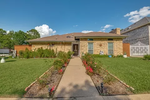 1110 Capitol Ct, Irving, TX 75060