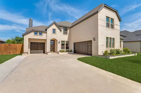 4810 Nomad Dr, Midlothian, TX 76065