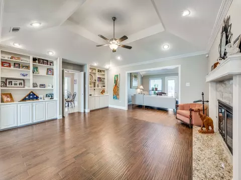 Living - 7424 Summitview Dr, Irving, TX 75063 photo 2 of 6