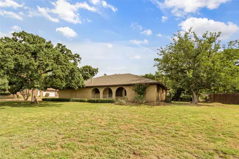 1217 Robin Dr, Keller, TX 76262