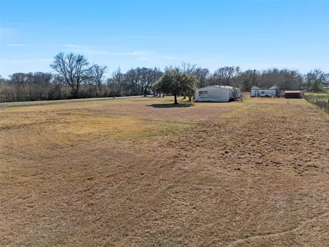 3725 Bluhm Rd, West, TX 76691 photo 12