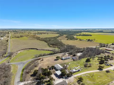 3725 Bluhm Rd, West, TX 76691 photo 6