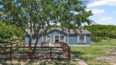 156 Aydelotte Ct, Rhome, TX 76078