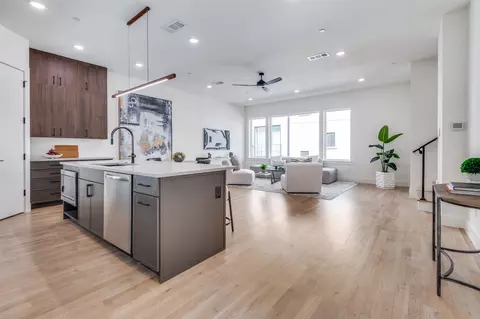 2908 Hawthorne Ave #103, Dallas, TX 75219