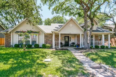 123 Creekside Ln, Coppell, TX 75019